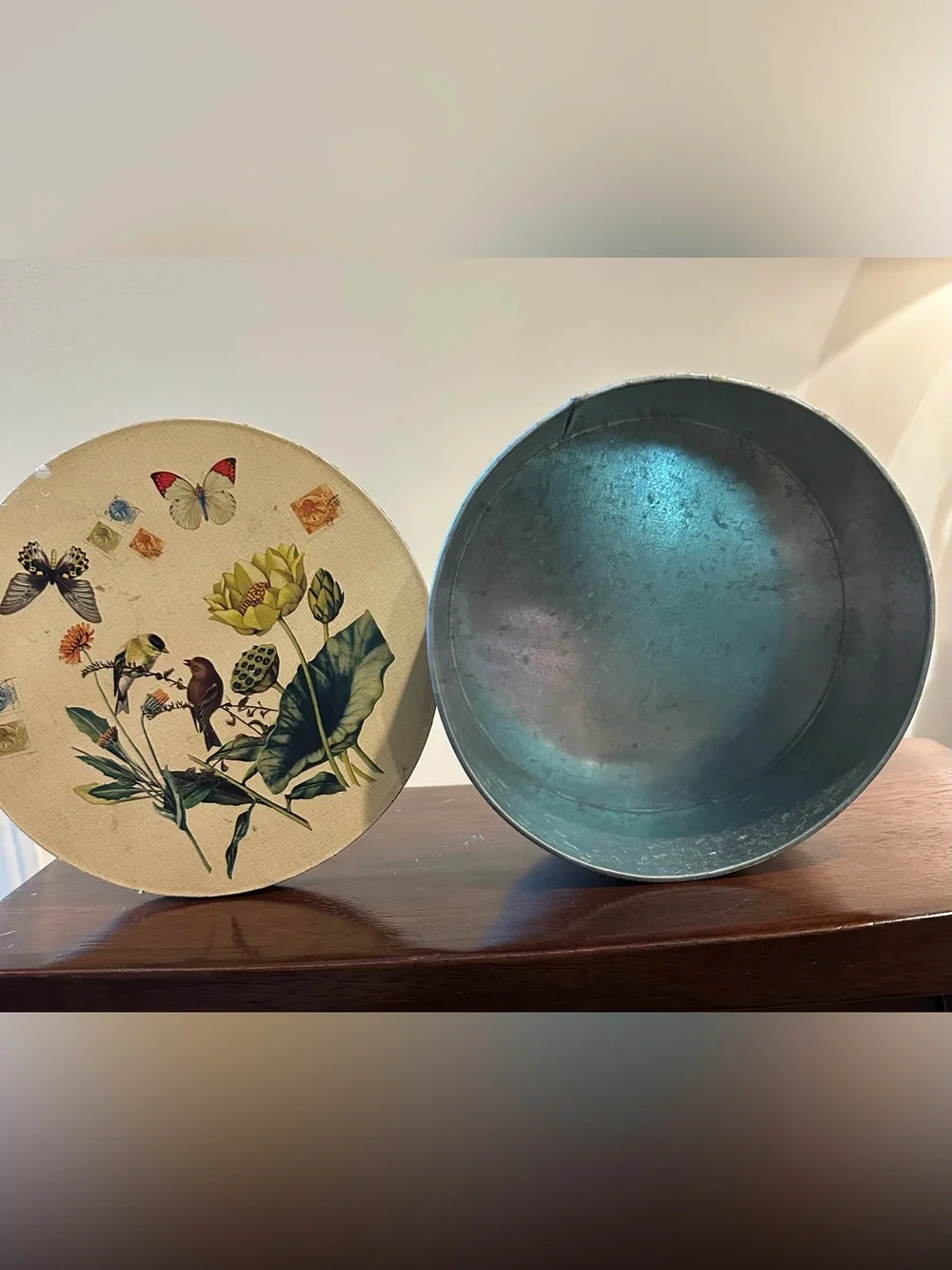 Metal container with lid • Birds, butterflies and wildflowers • vintage